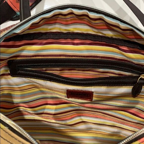 Missoni messenger bag like new condition - Picture 3 of 10